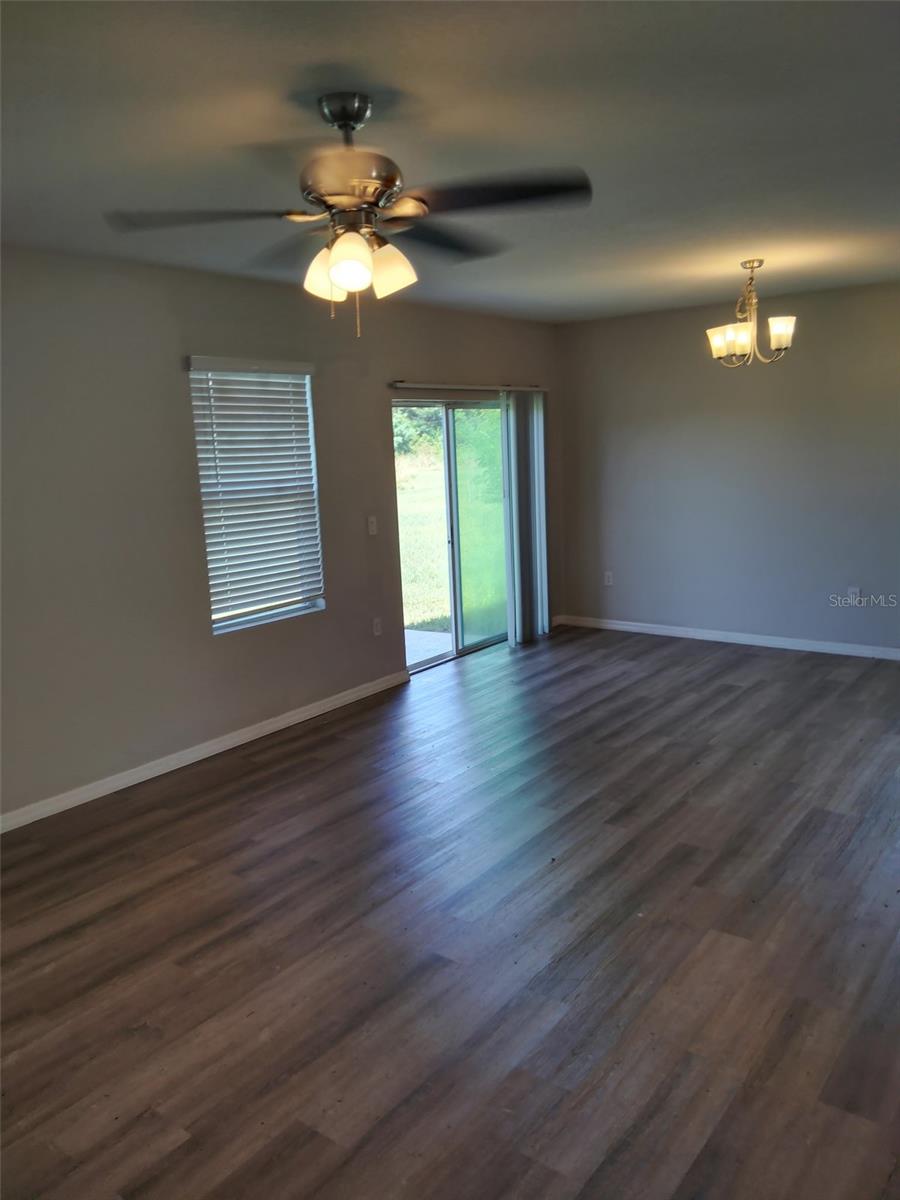 4206 Roberta Dr Property Photo 2