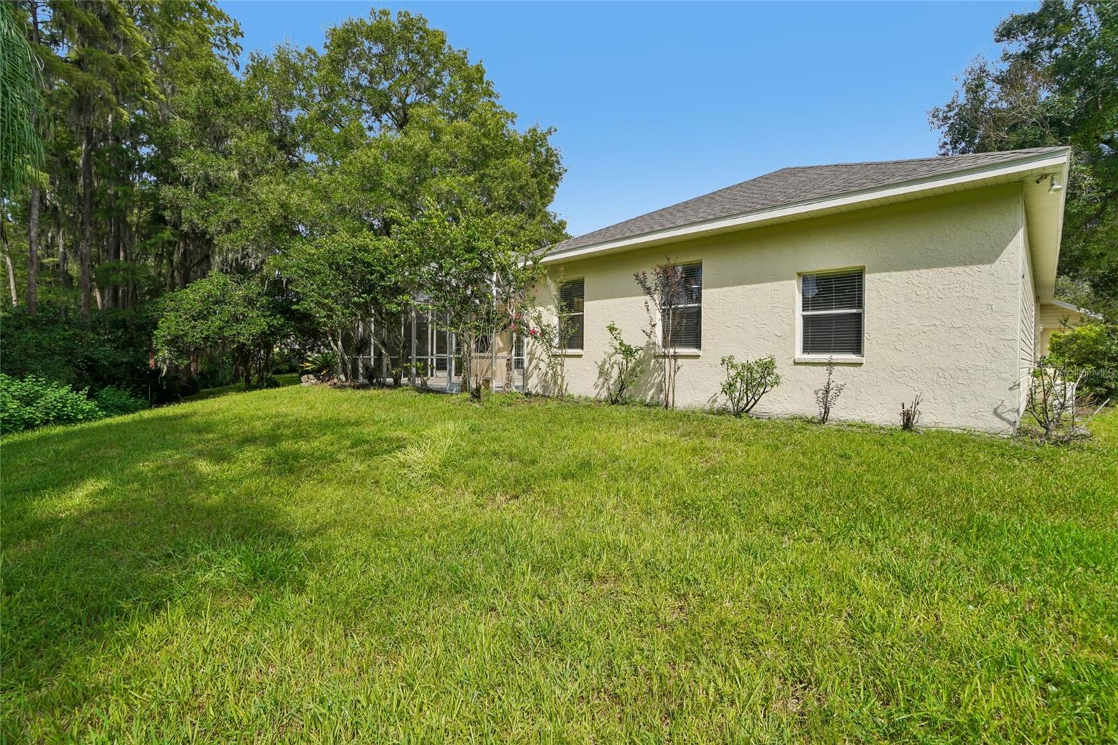 17718 Crystal Cove Pl Property Photo 34