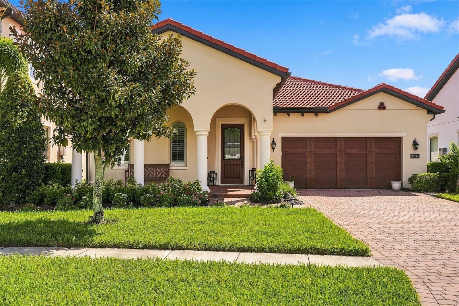 10698 Royal Cypress Way Property Photo 1