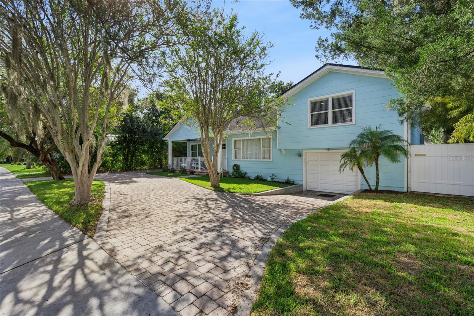 644 W Winter Park St Property Photo 4