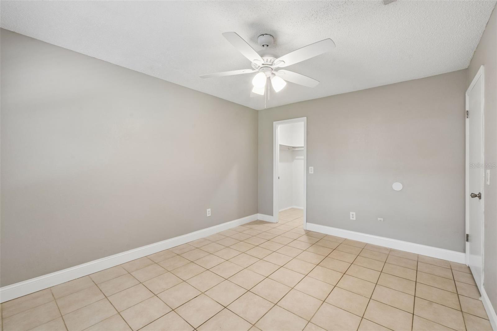 241 Loch Low Dr Property Photo 10