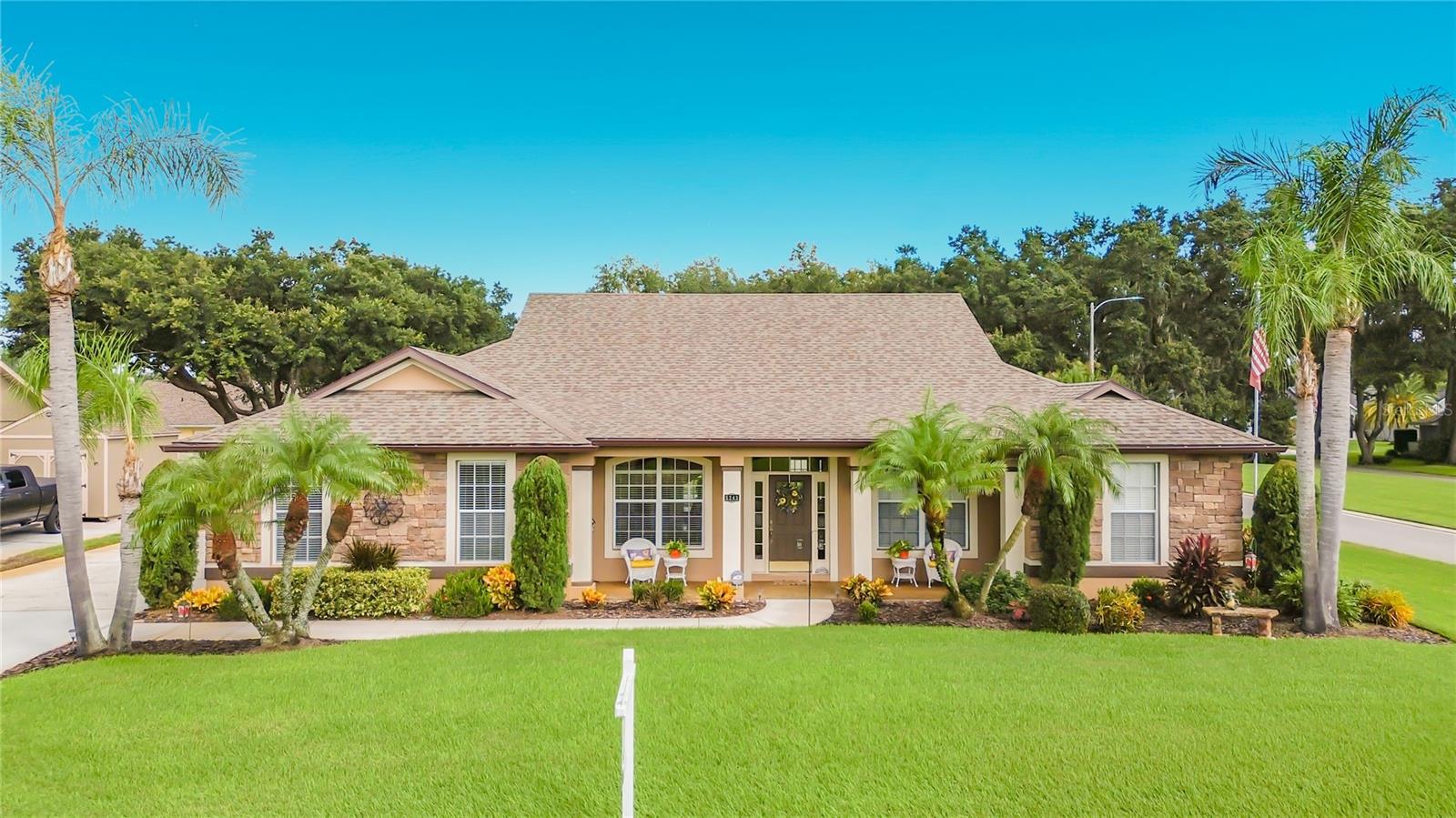 5243 Hammock Pointe Ct Property Photo 5