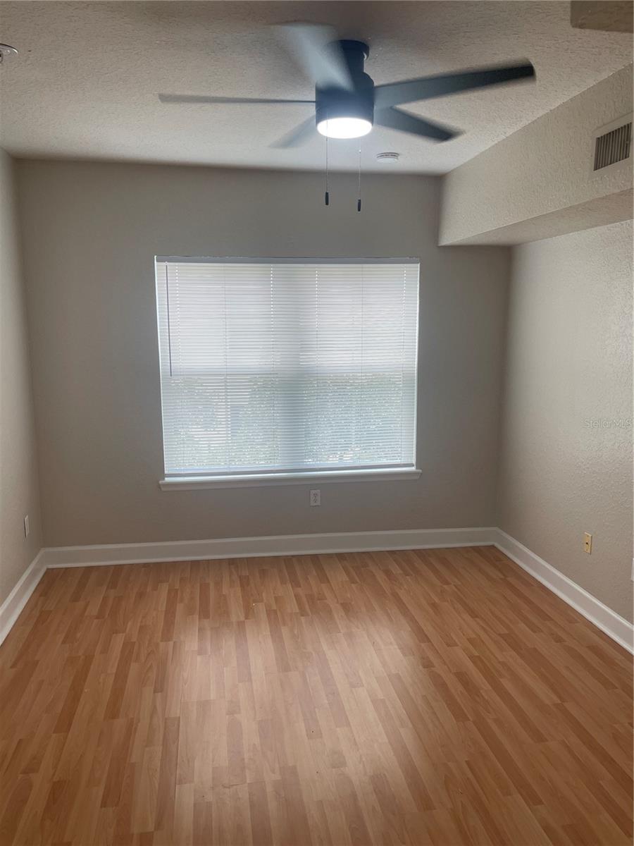 202 E South St #5049 Property Photo 15