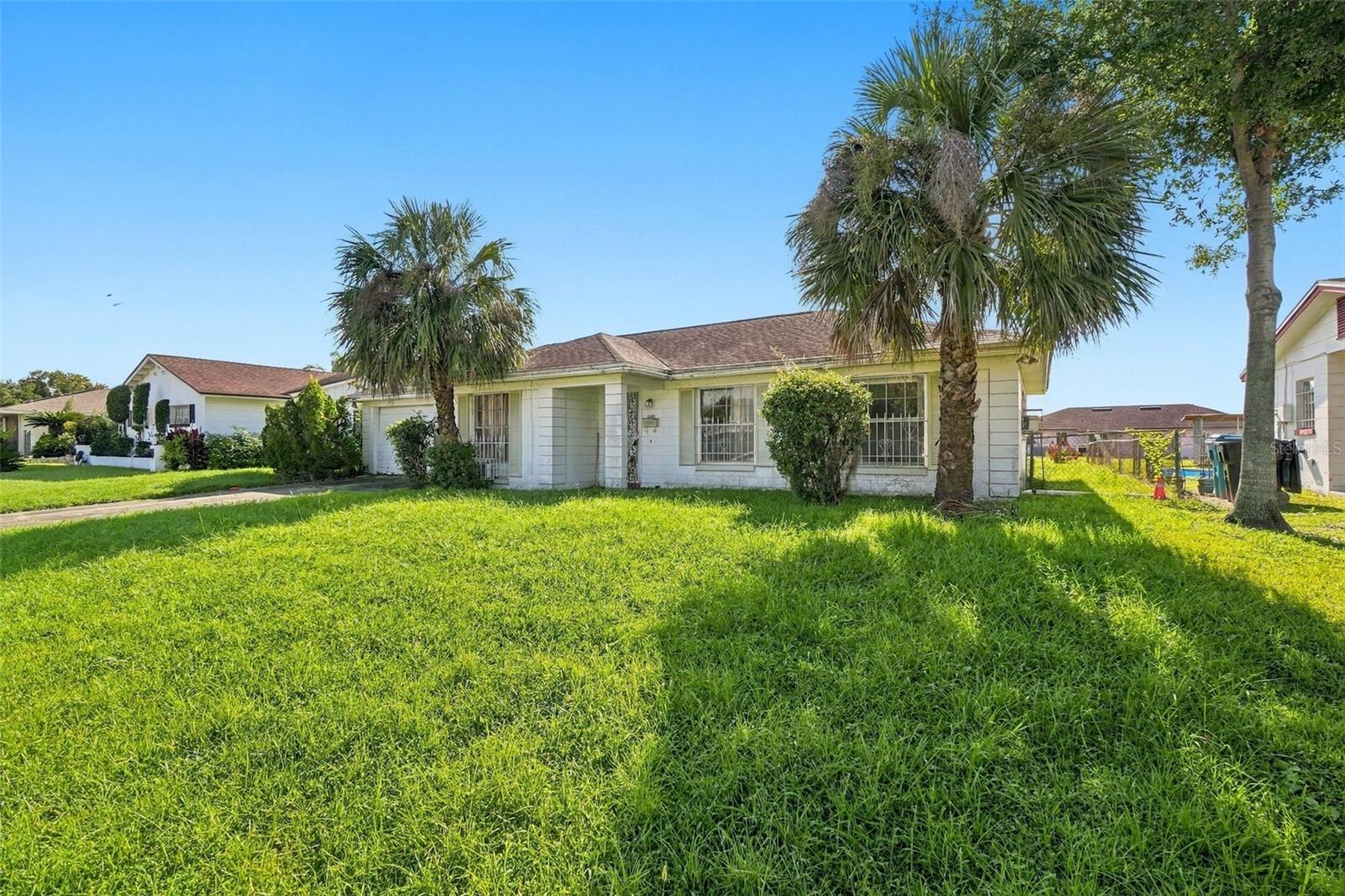 1147 Coretta Way Property Photo 3