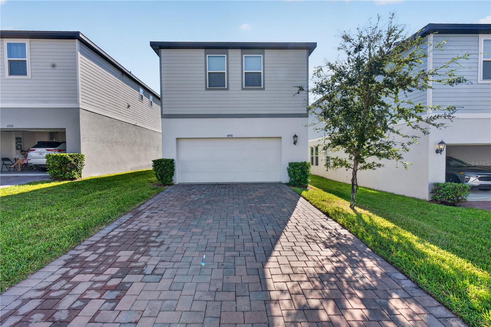 4958 Citrus Leaf Blvd Property Photo 3