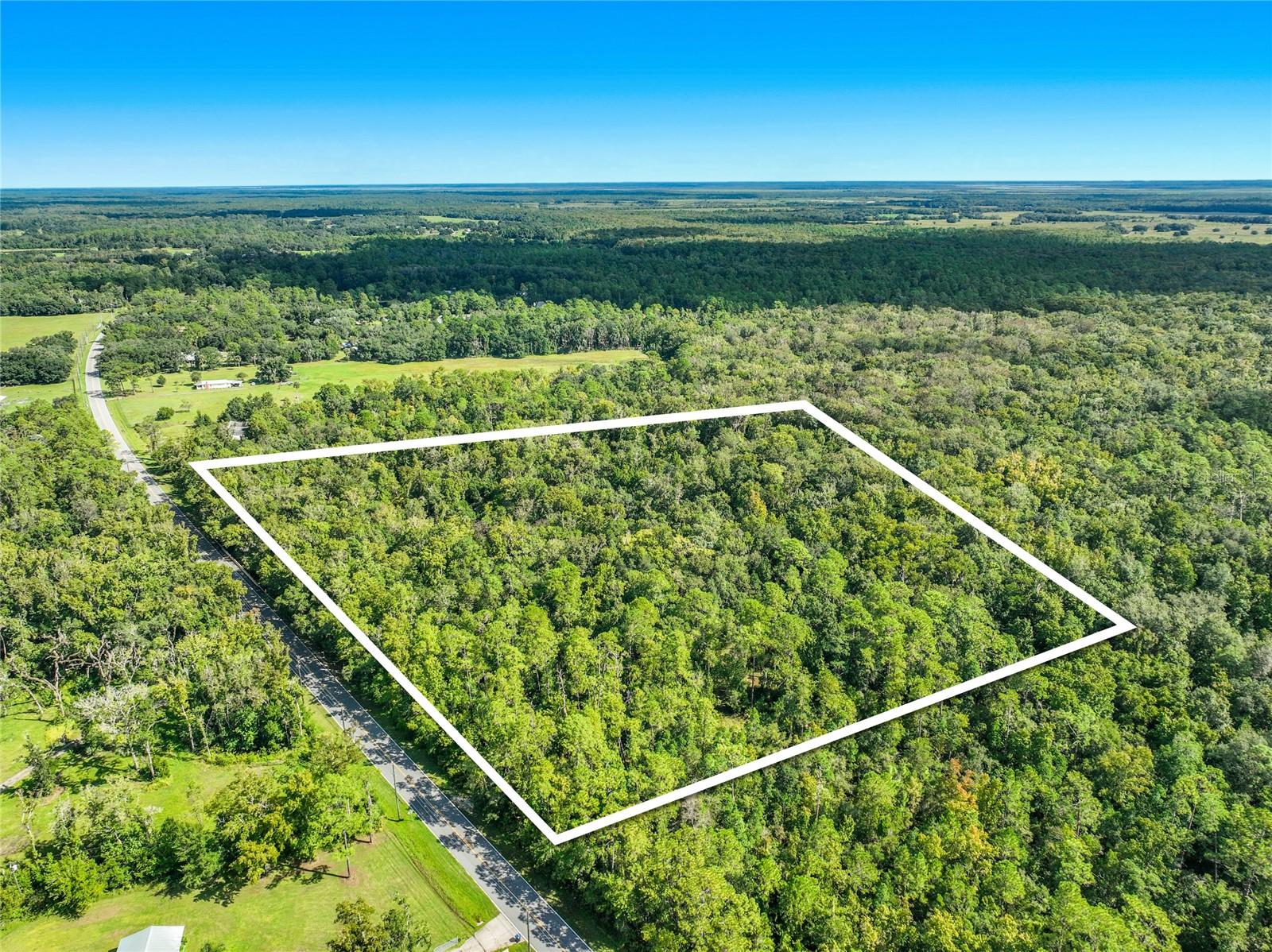 425 S Fort Christmas Rd Property Photo 3