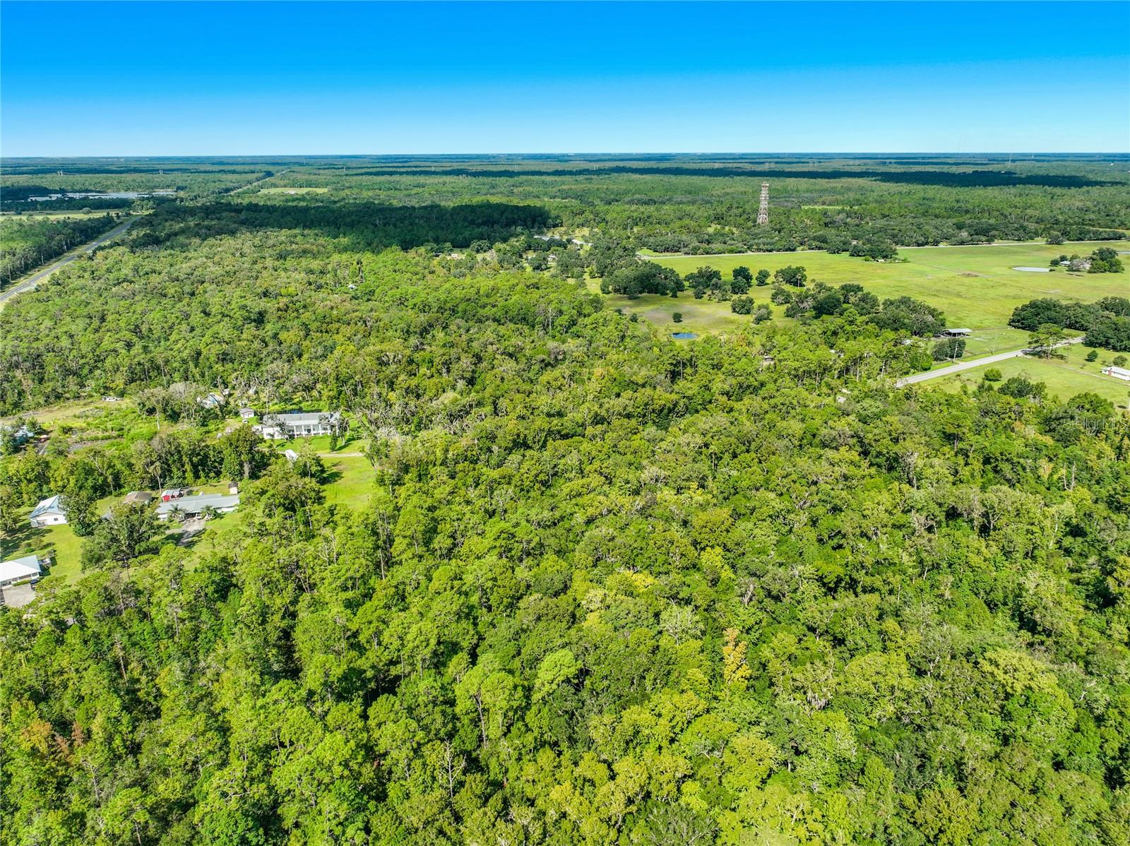 425 S Fort Christmas Rd Property Photo 8