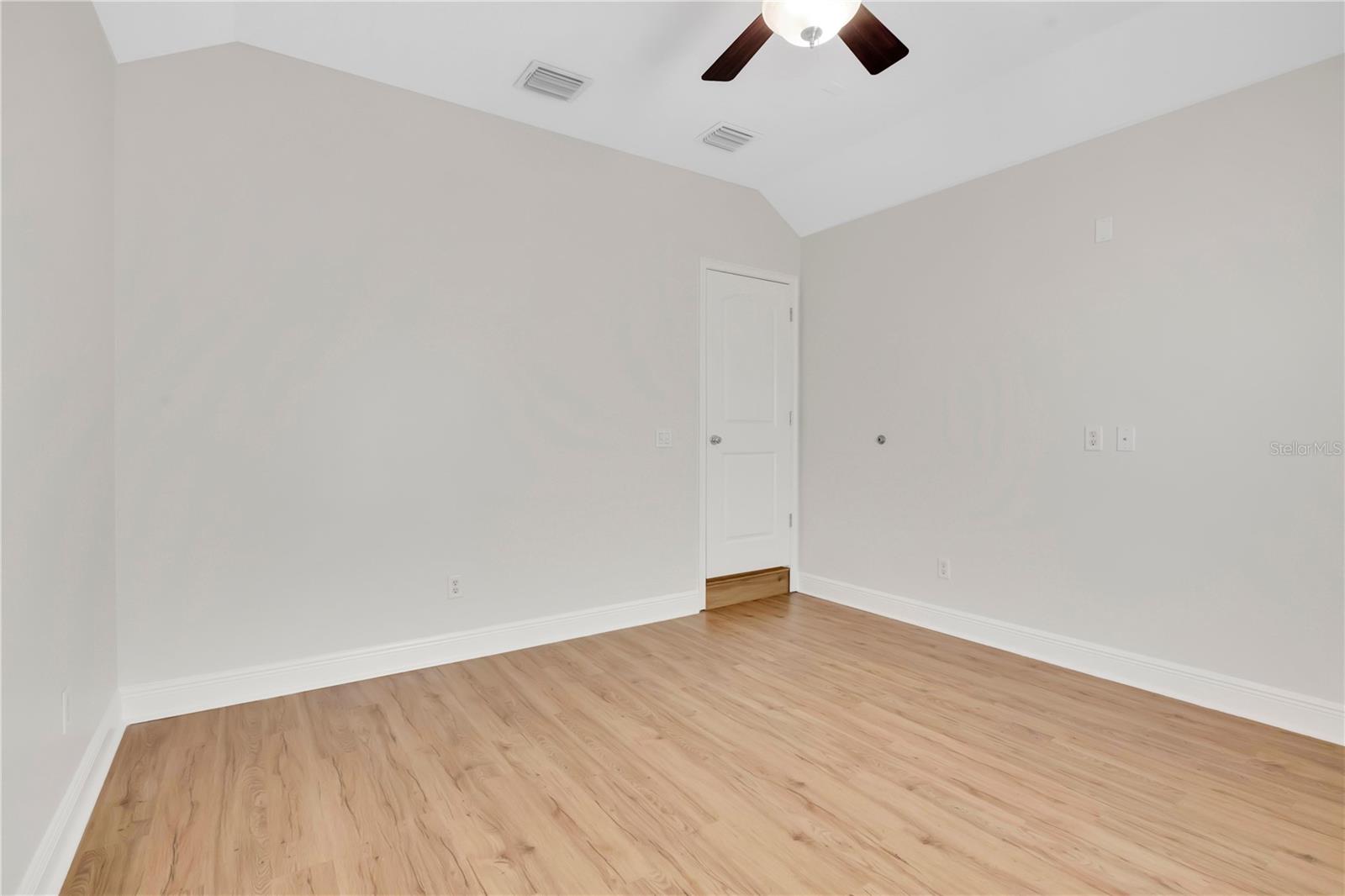 1608 Weber St #2 Property Photo 20