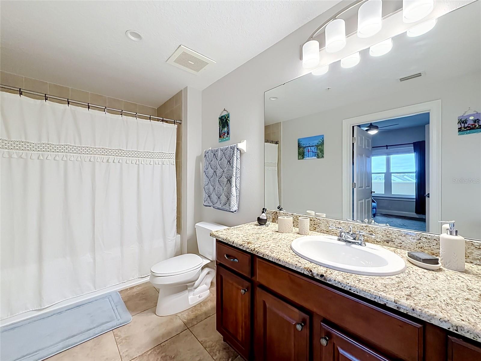 225 W Seminole Blvd #413 Property Photo 16
