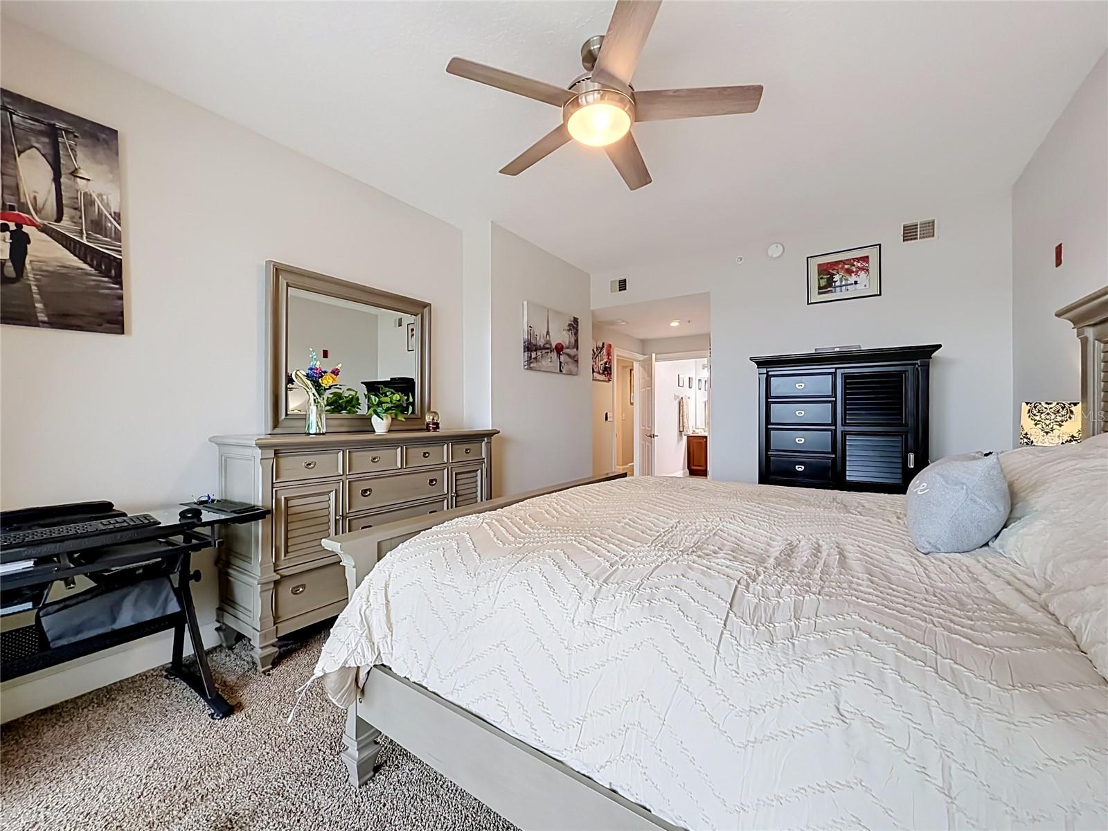 225 W Seminole Blvd #413 Property Photo 29