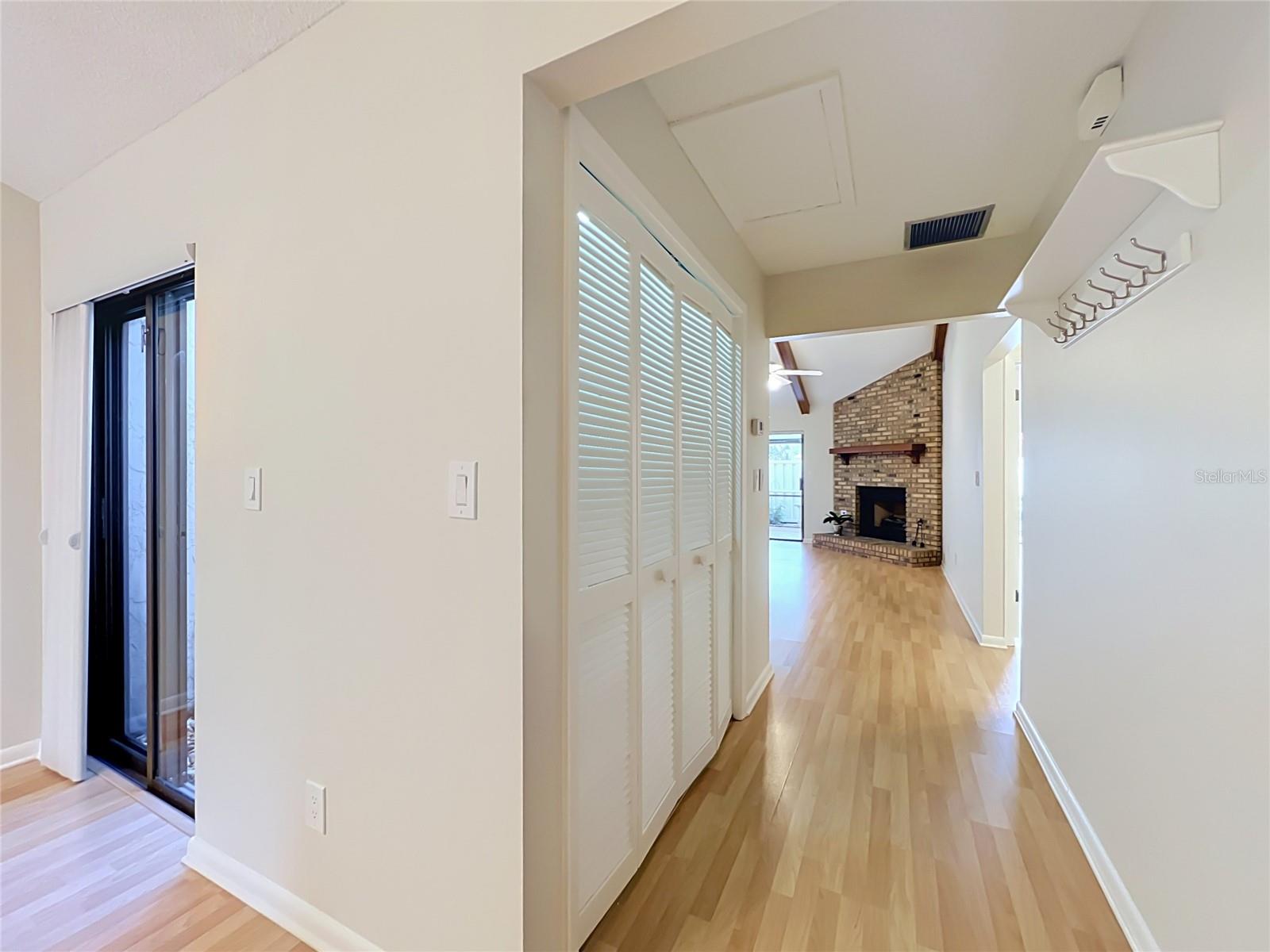 192 Balfour Dr #2 Property Photo 14