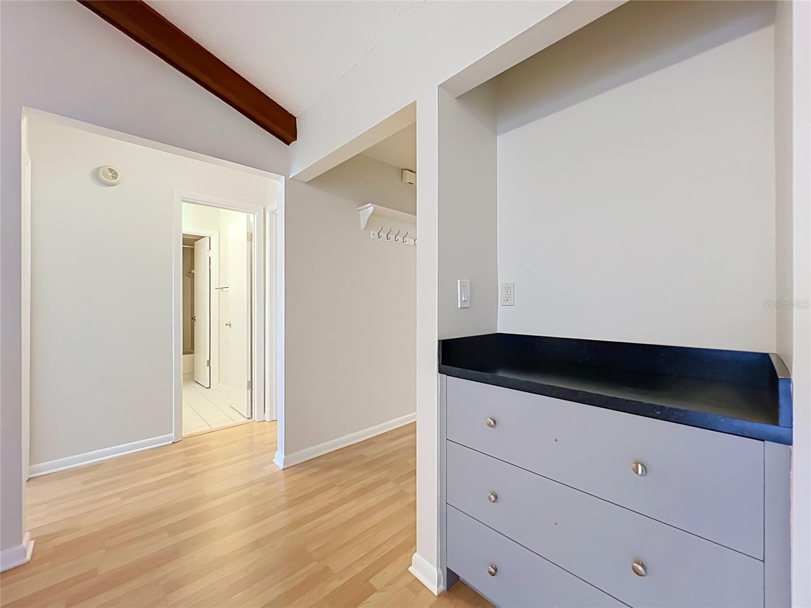 192 Balfour Dr #2 Property Photo 19