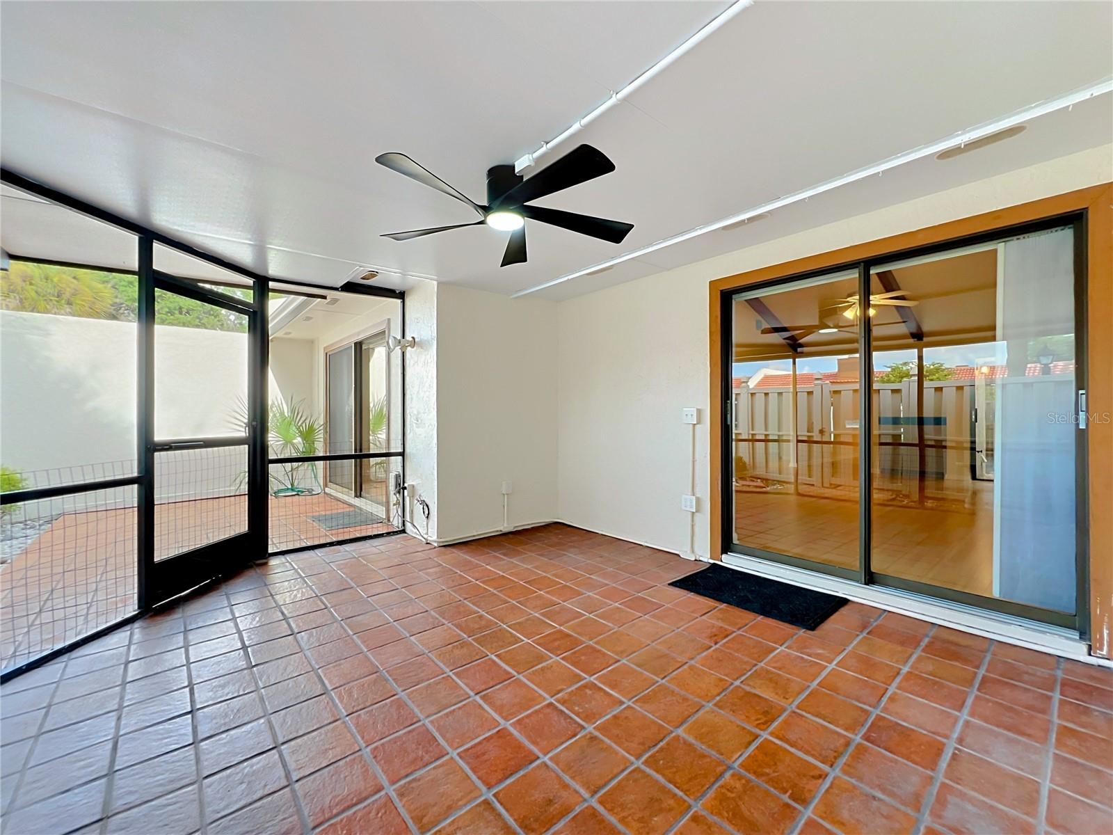 192 Balfour Dr #2 Property Photo 21