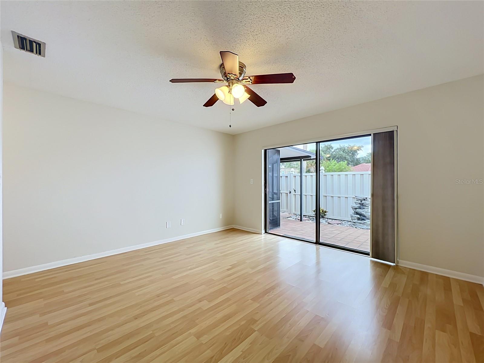 192 Balfour Dr #2 Property Photo 31