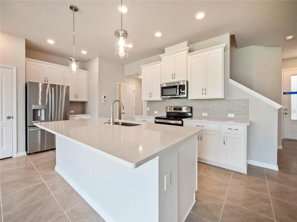 632 Astera Winds Ln Property Photo 3