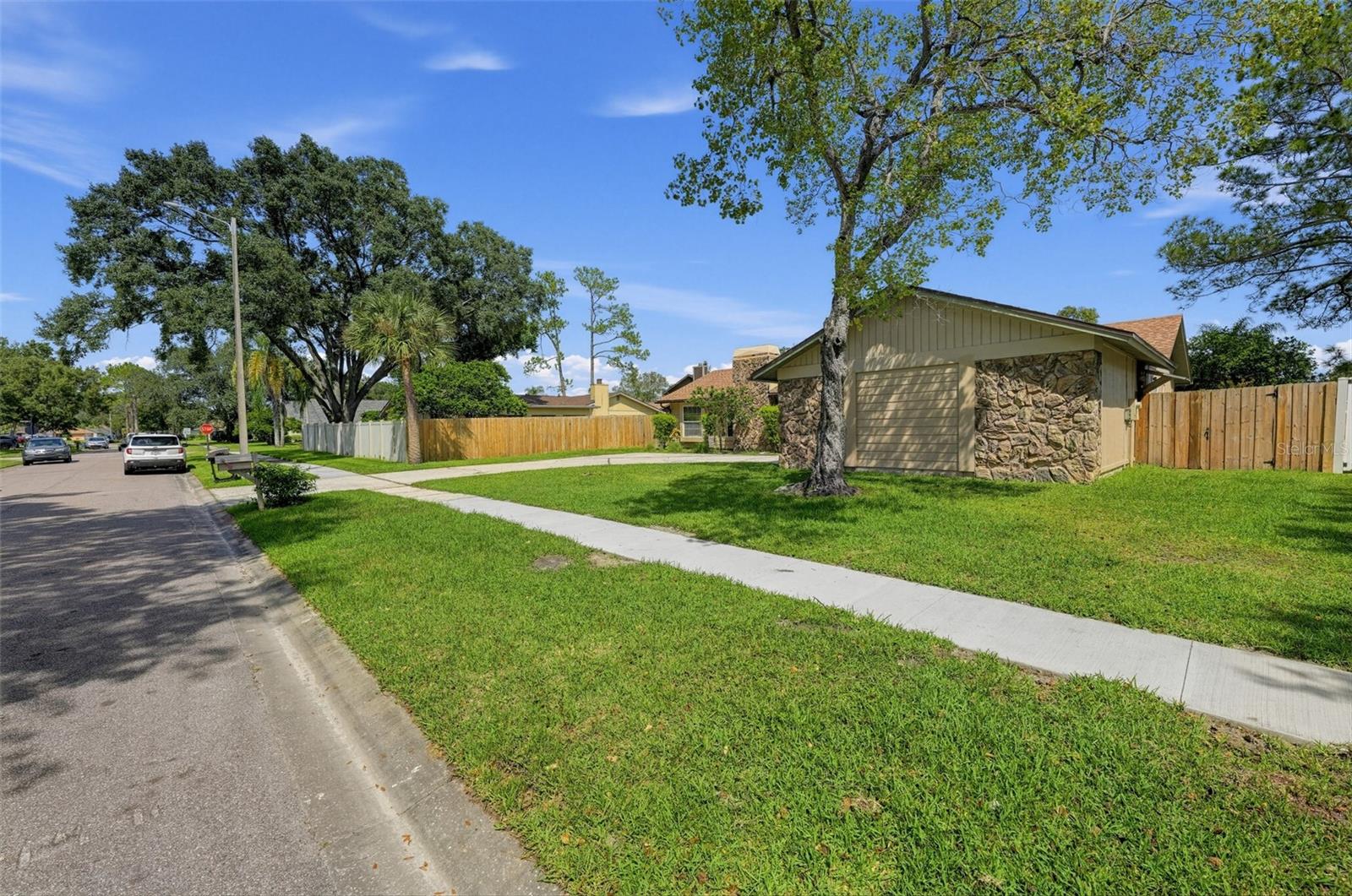 4165 Rolling Springs Dr Property Photo 4