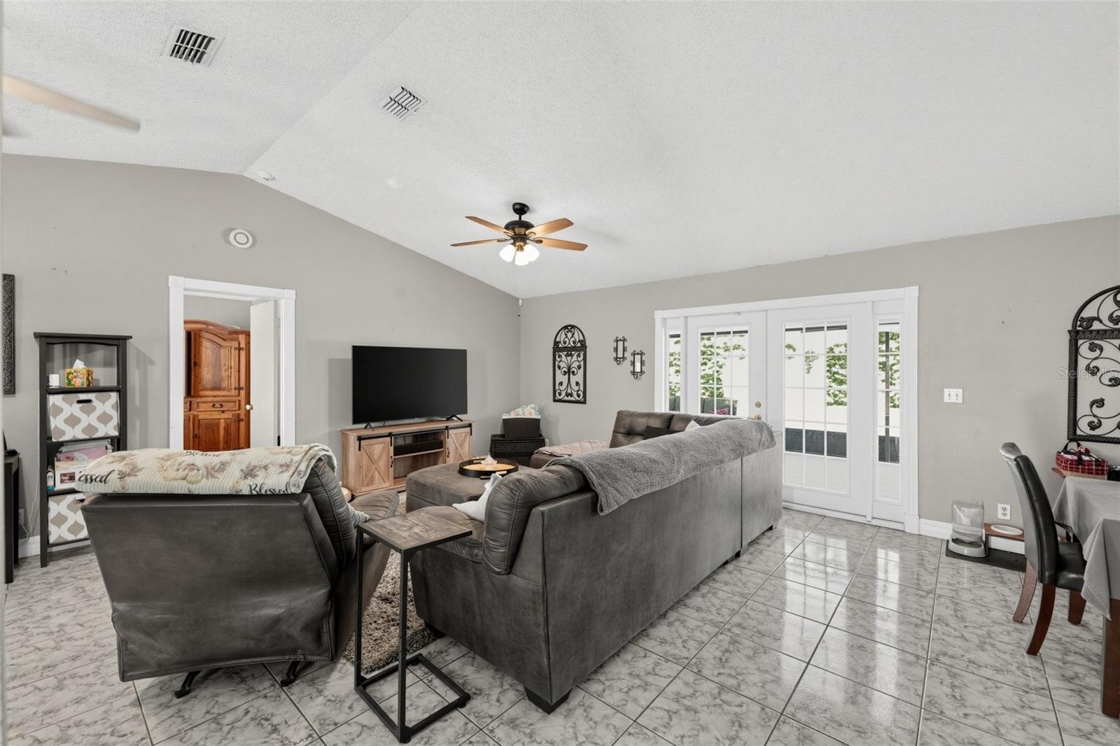 4165 Rolling Springs Dr Property Photo 13
