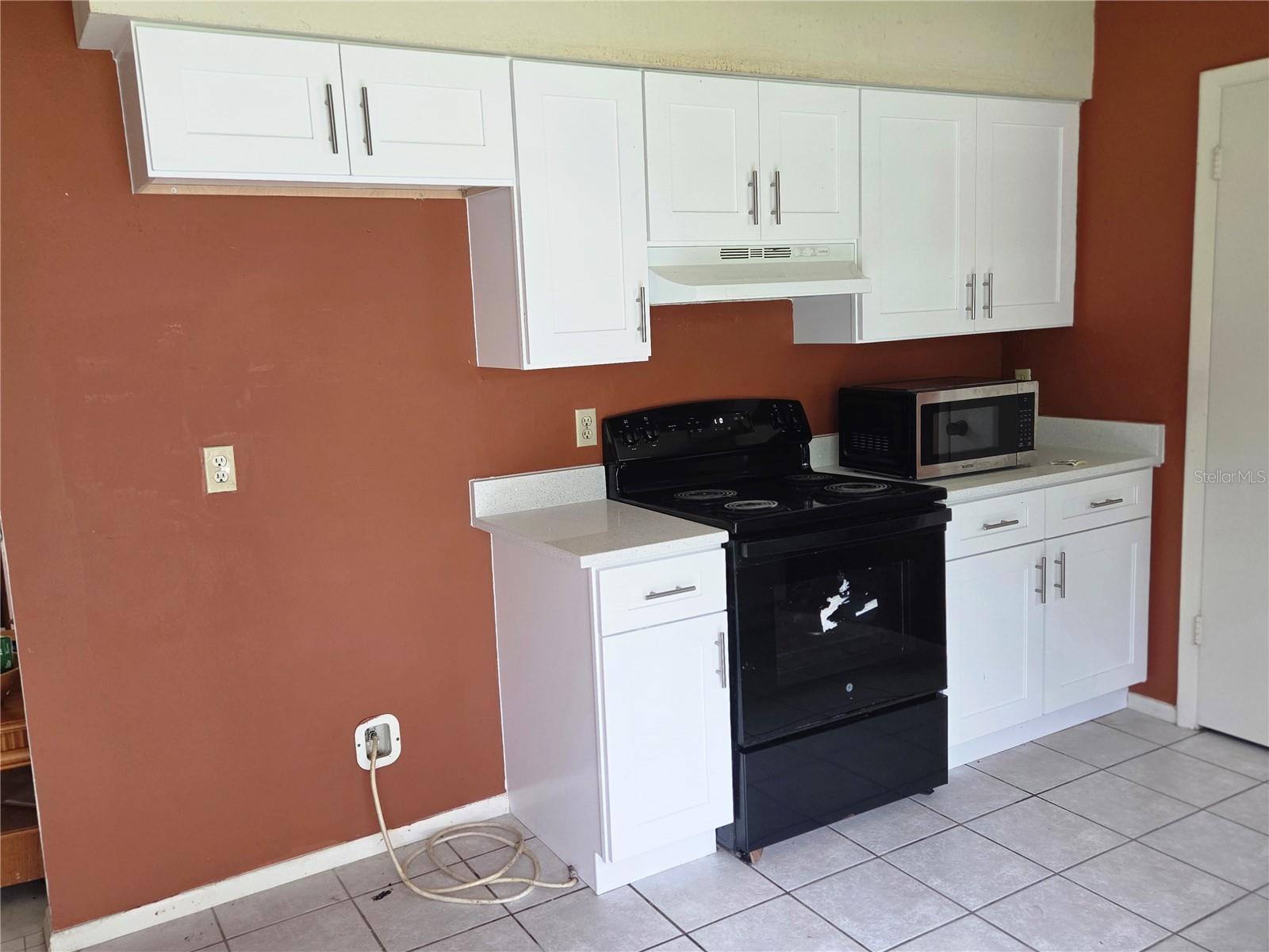 221 Citrus Dr Property Photo 6