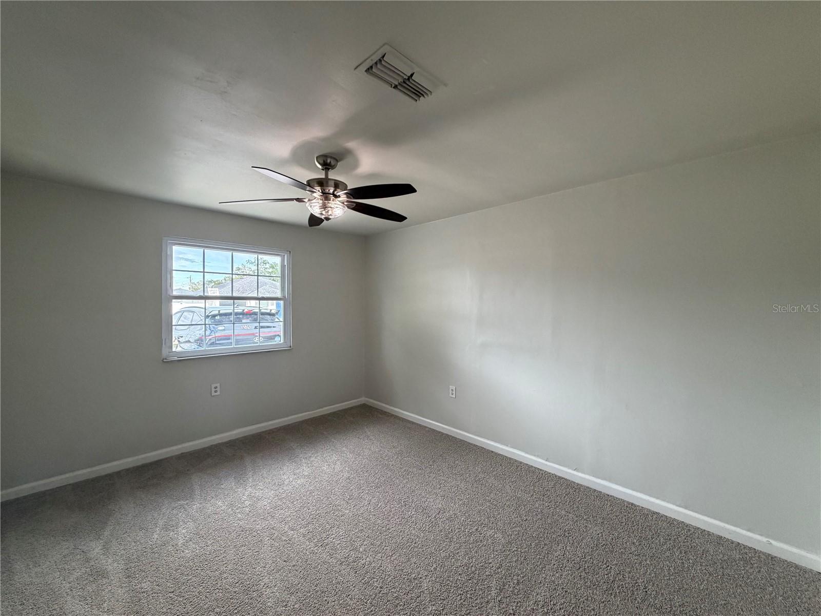 4610 Devon Ave Property Photo 15