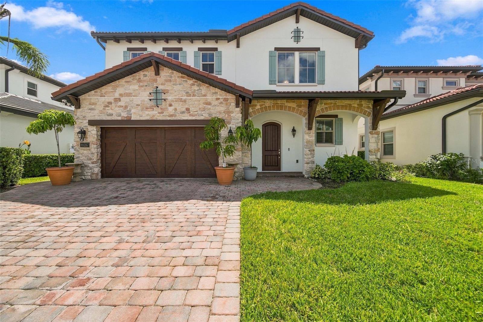 10397 Royal Cypress Way Property Photo 1