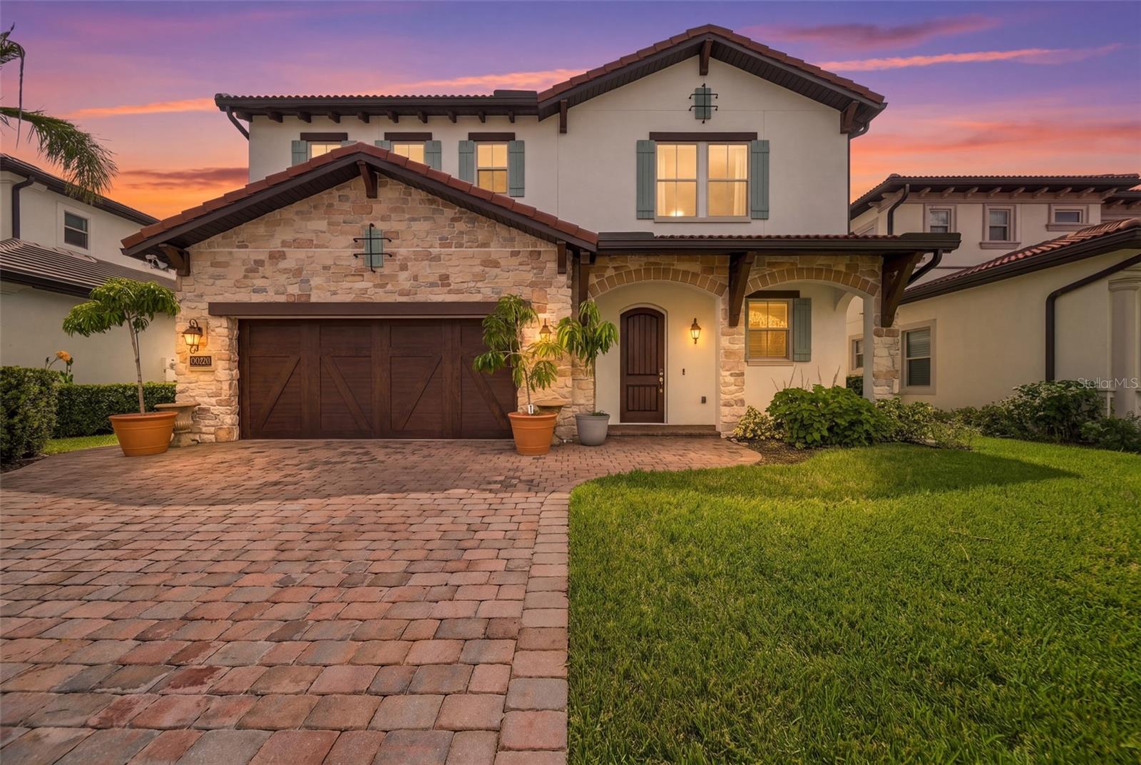 10397 Royal Cypress Way Property Photo 2