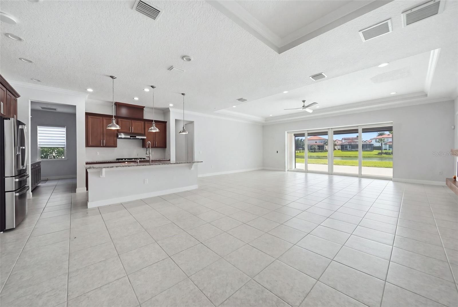 10397 Royal Cypress Way Property Photo 15