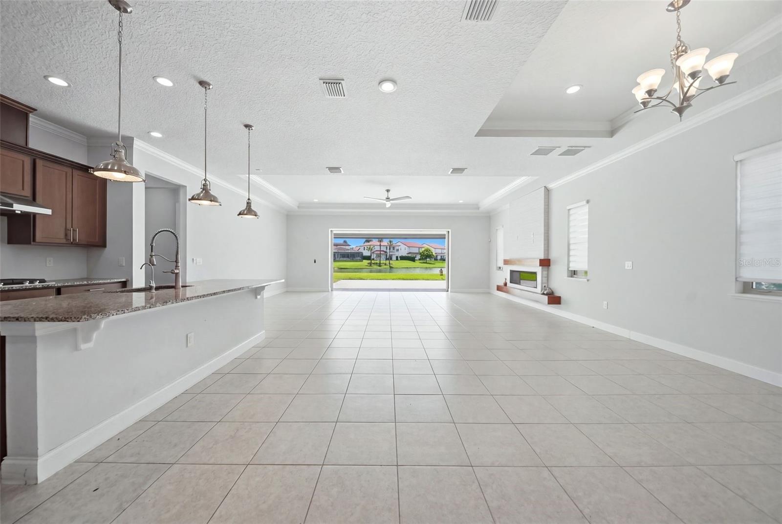 10397 Royal Cypress Way Property Photo 16