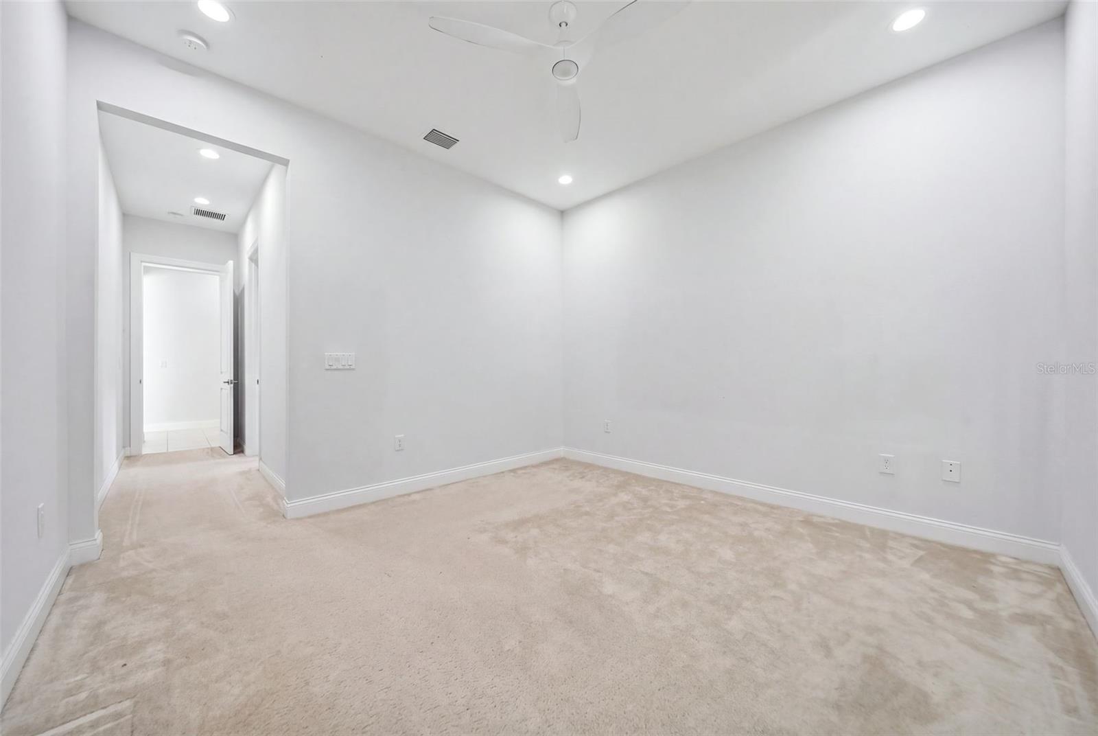 10397 Royal Cypress Way Property Photo 29
