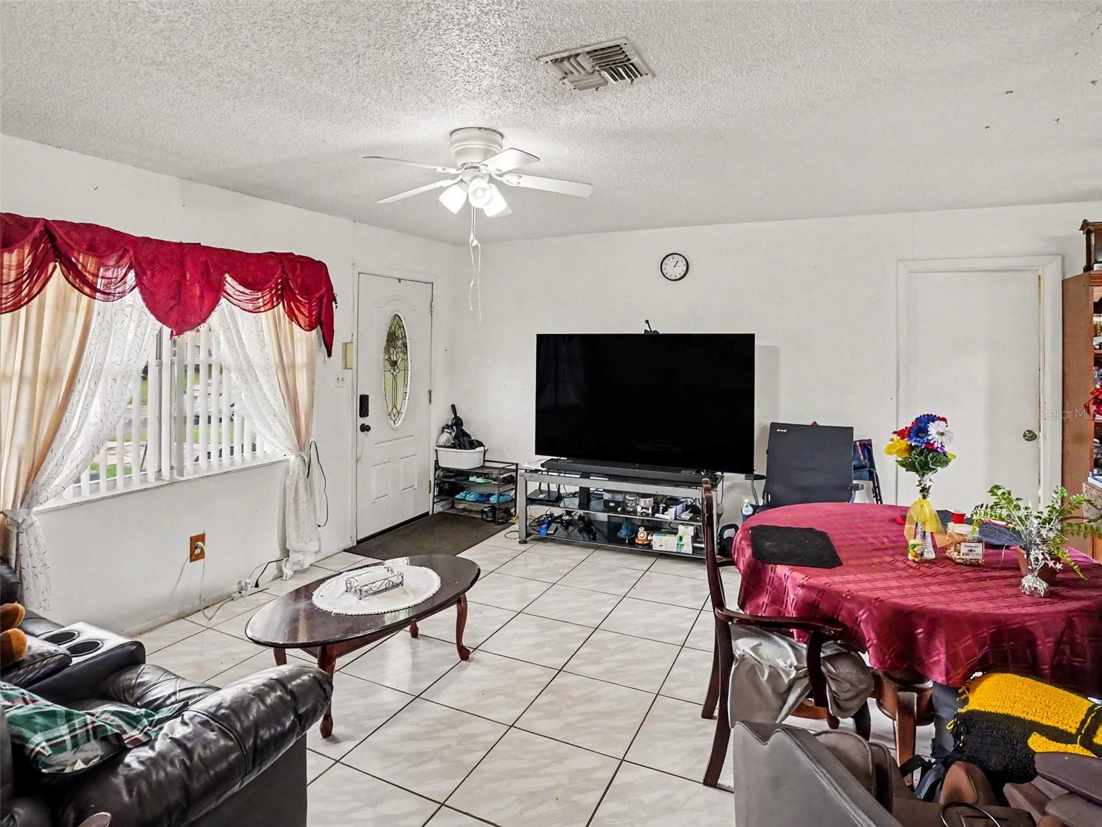 156 Guaymas Dr Property Photo 7