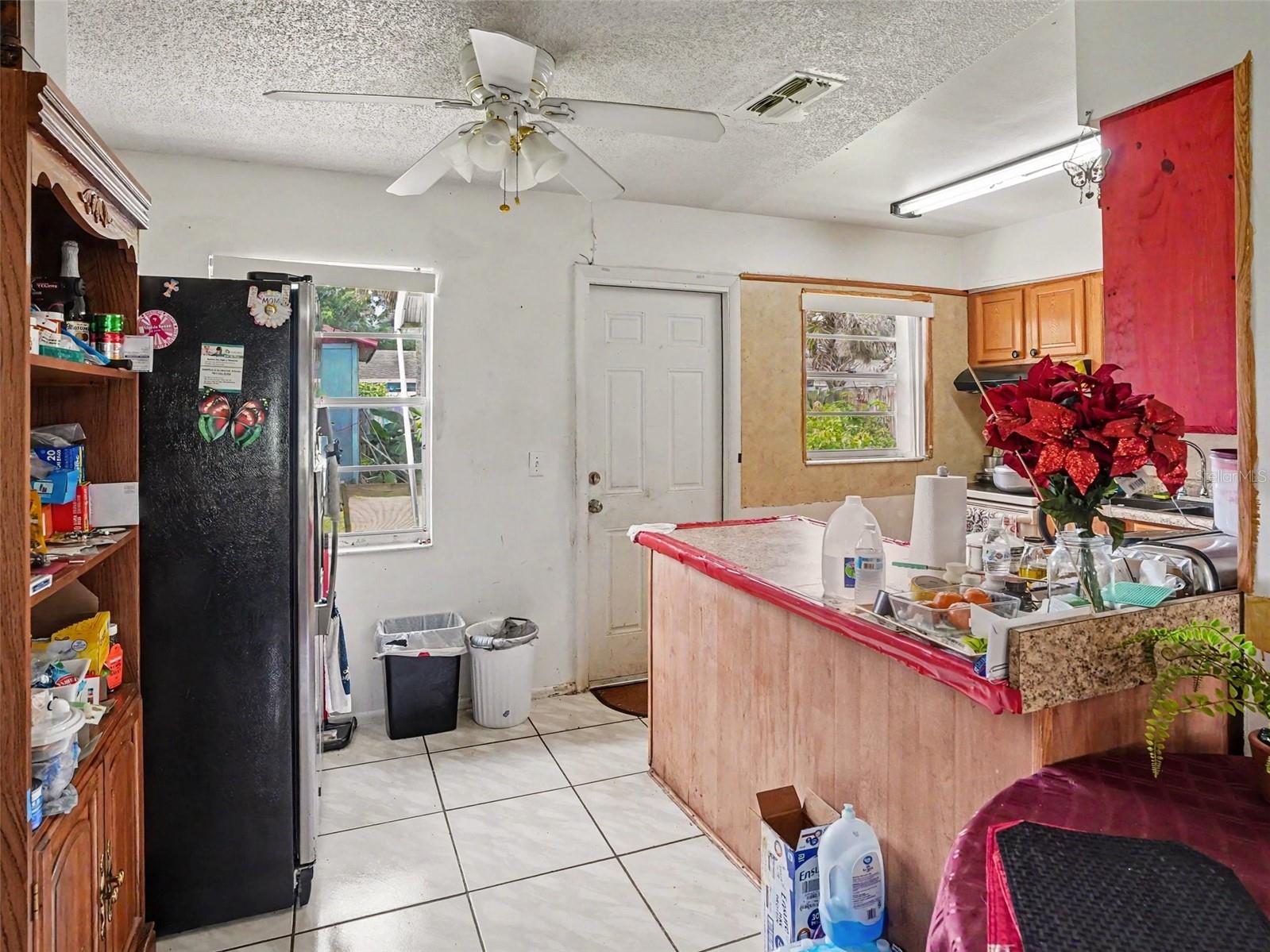 156 Guaymas Dr Property Photo 10