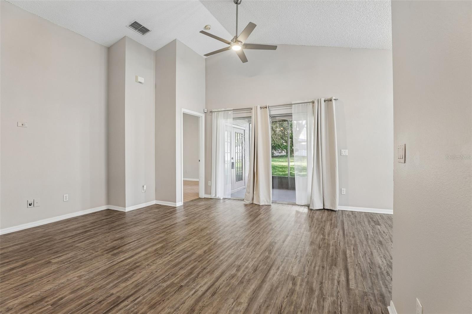 2037 Cranberry Isles Way Property Photo 6