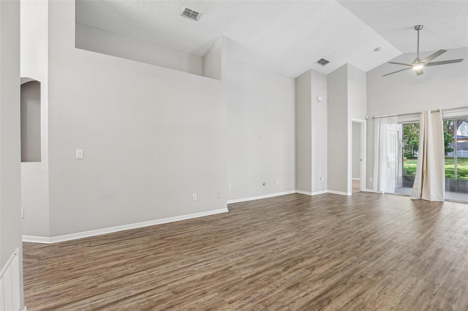 2037 Cranberry Isles Way Property Photo 7