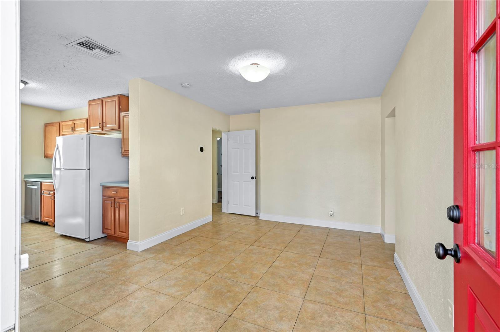 800 W Canton Ave Property Photo 5