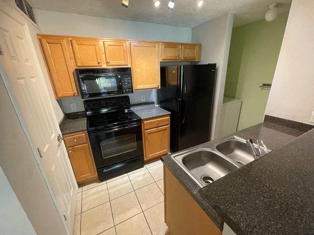 420 Forestway Cir #302 Property Photo 9