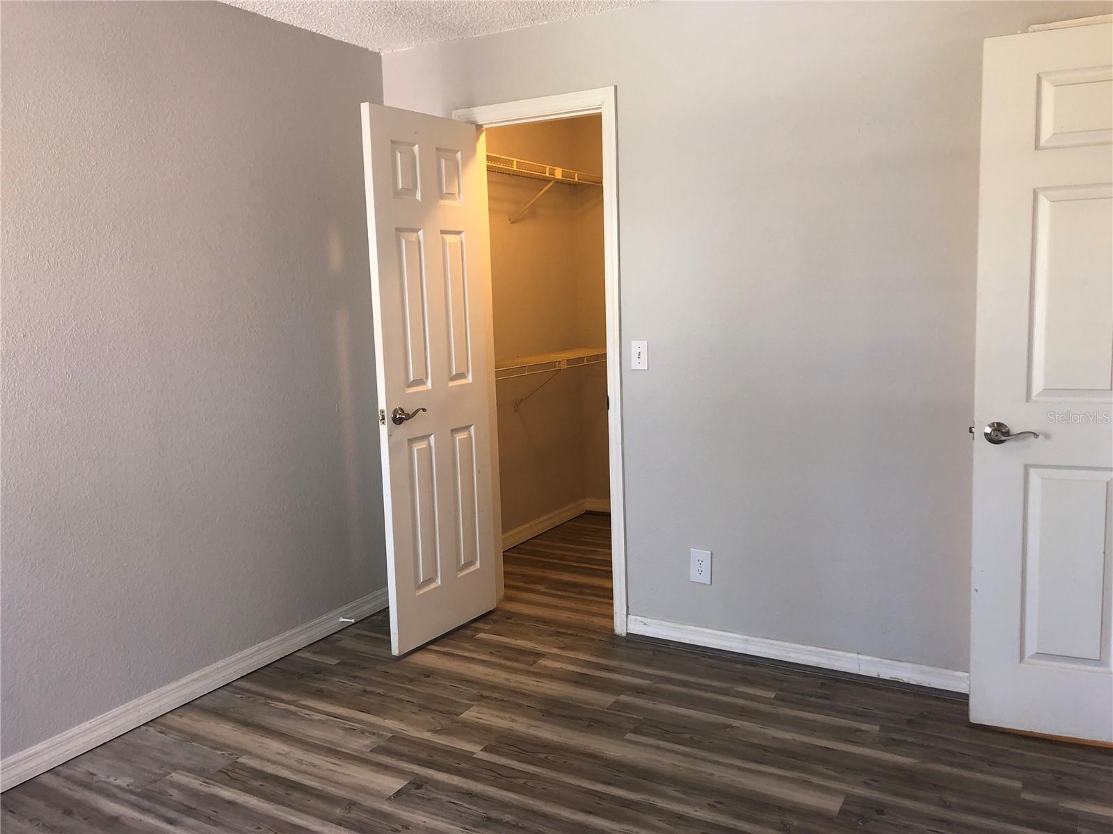 420 Forestway Cir #302 Property Photo 17