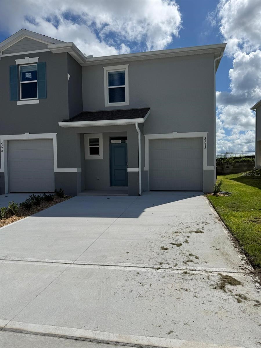 2582 Olympic Dr Property Photo 2
