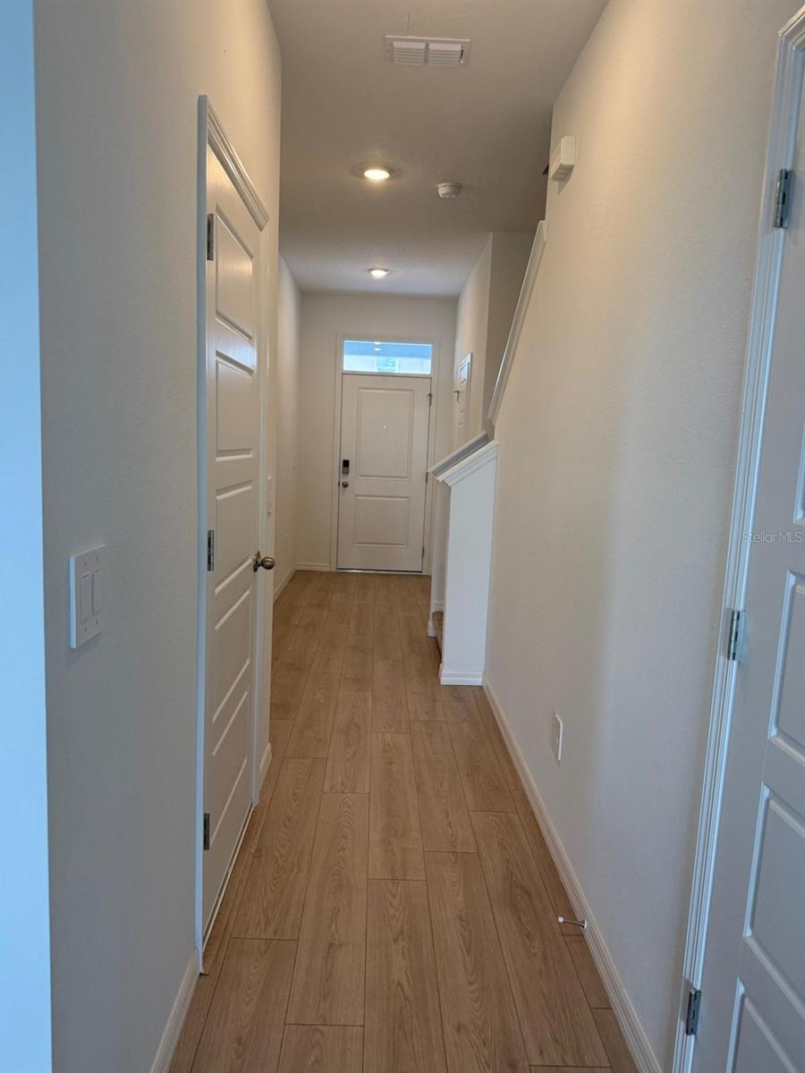 2582 Olympic Dr Property Photo 11