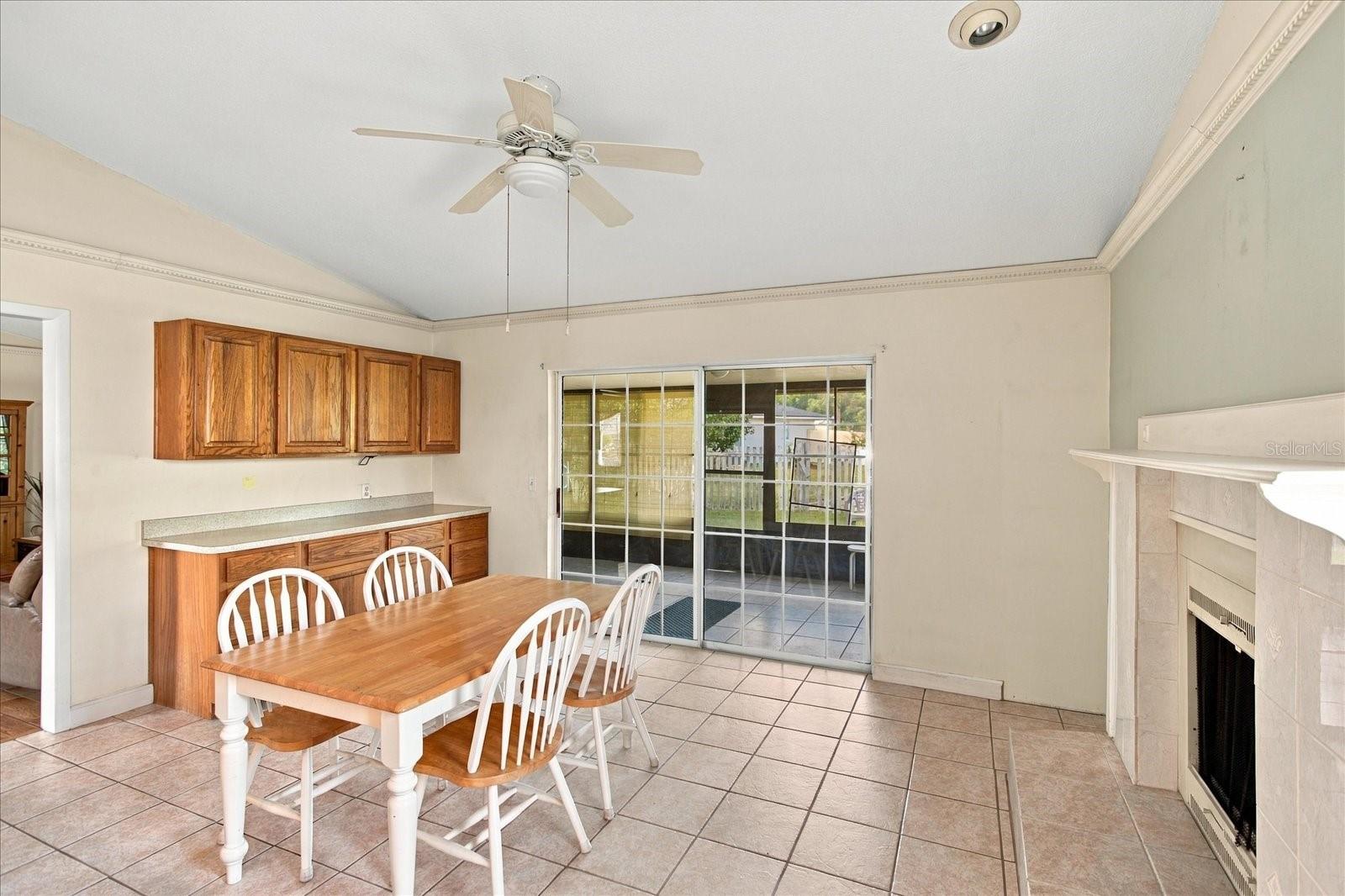 3240 Autumnwood Trl Property Photo 9
