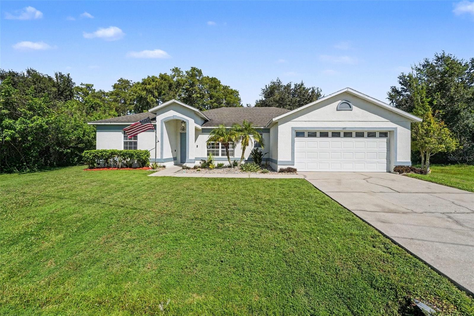 107 MEDITERRANEAN CT Property Photo 1