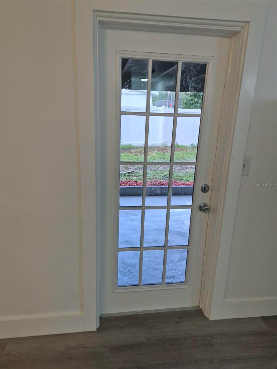 1810 E Carol Dr Property Photo 21