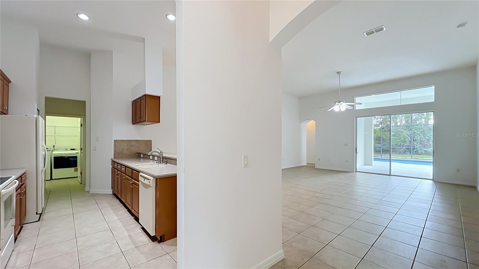 6930 Remington View Ct Property Photo 9