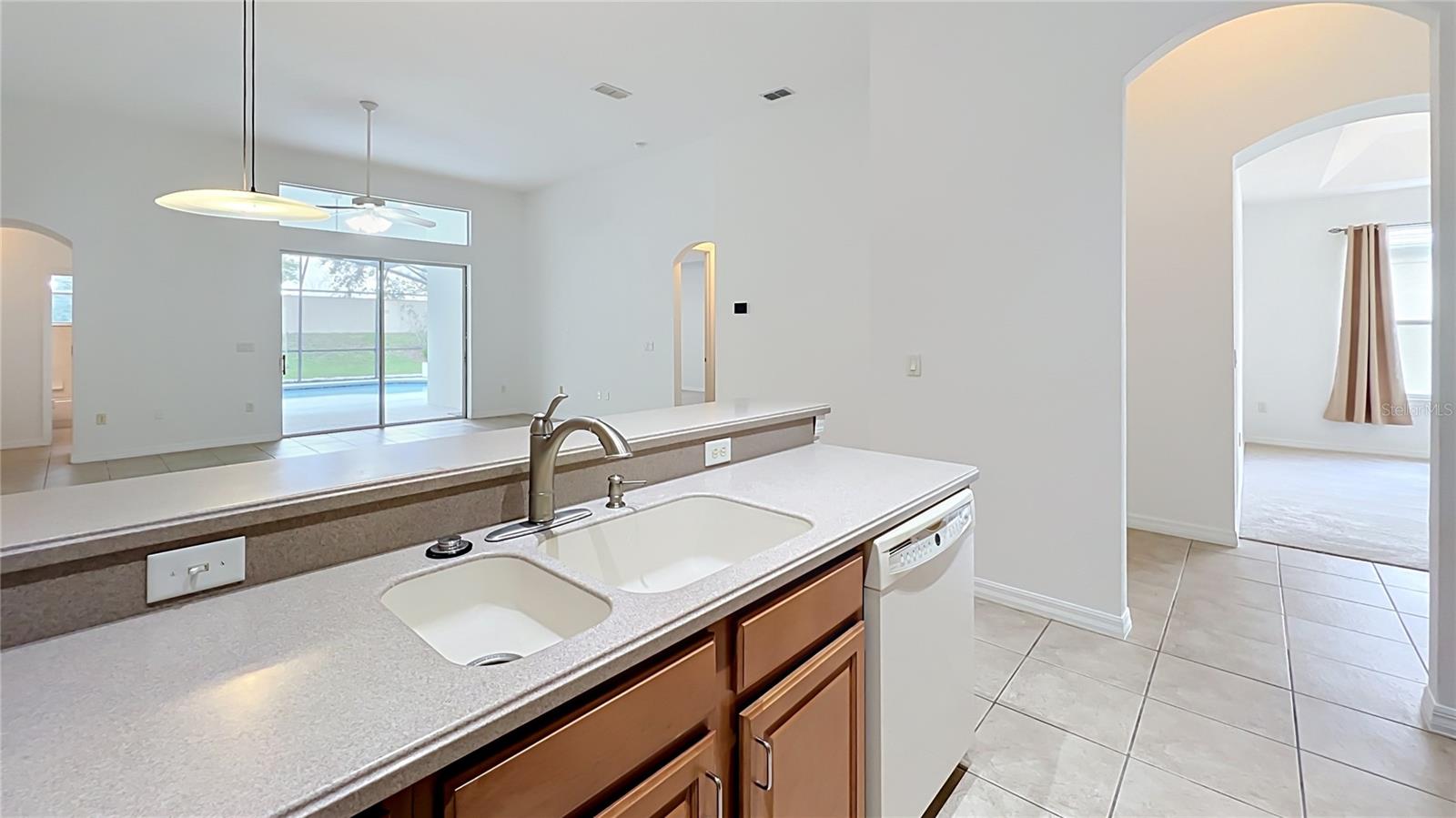 6930 Remington View Ct Property Photo 13