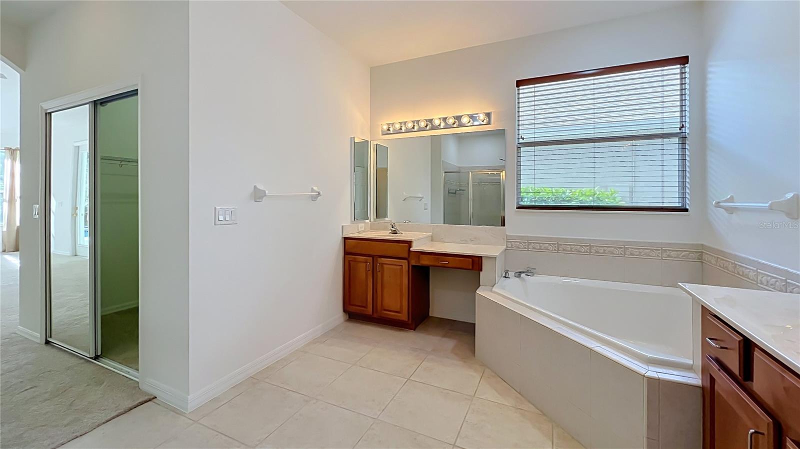 6930 Remington View Ct Property Photo 31