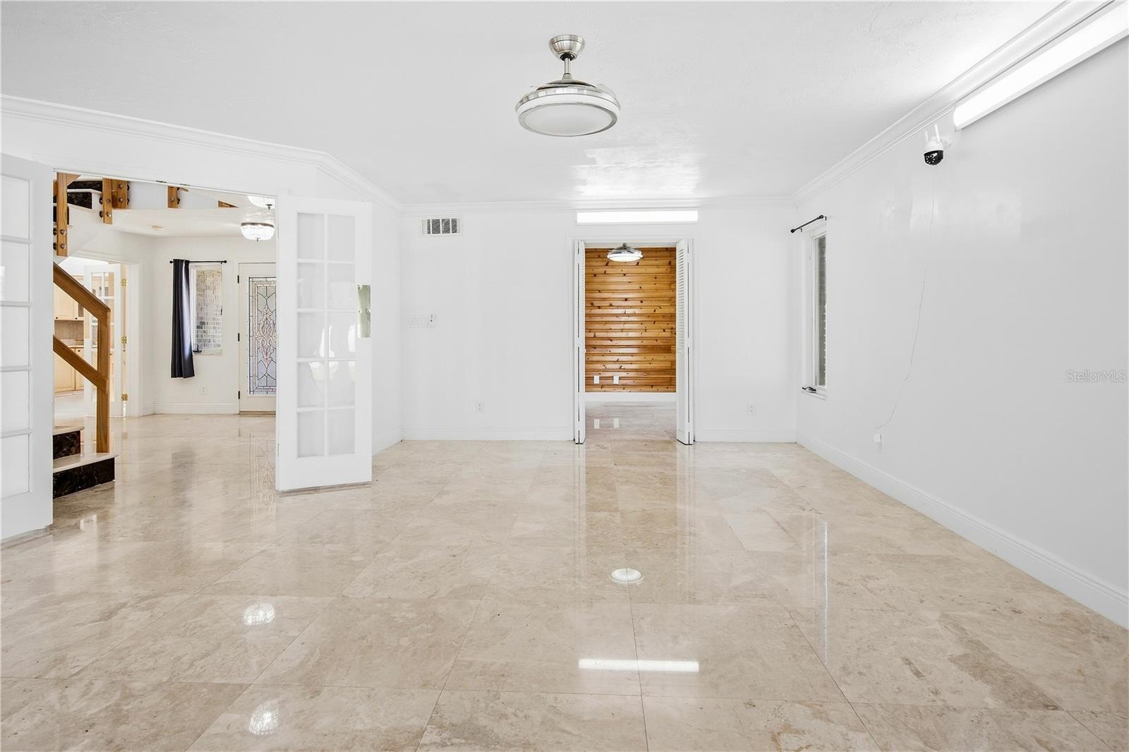433 Pelican Bay Dr Property Photo 15