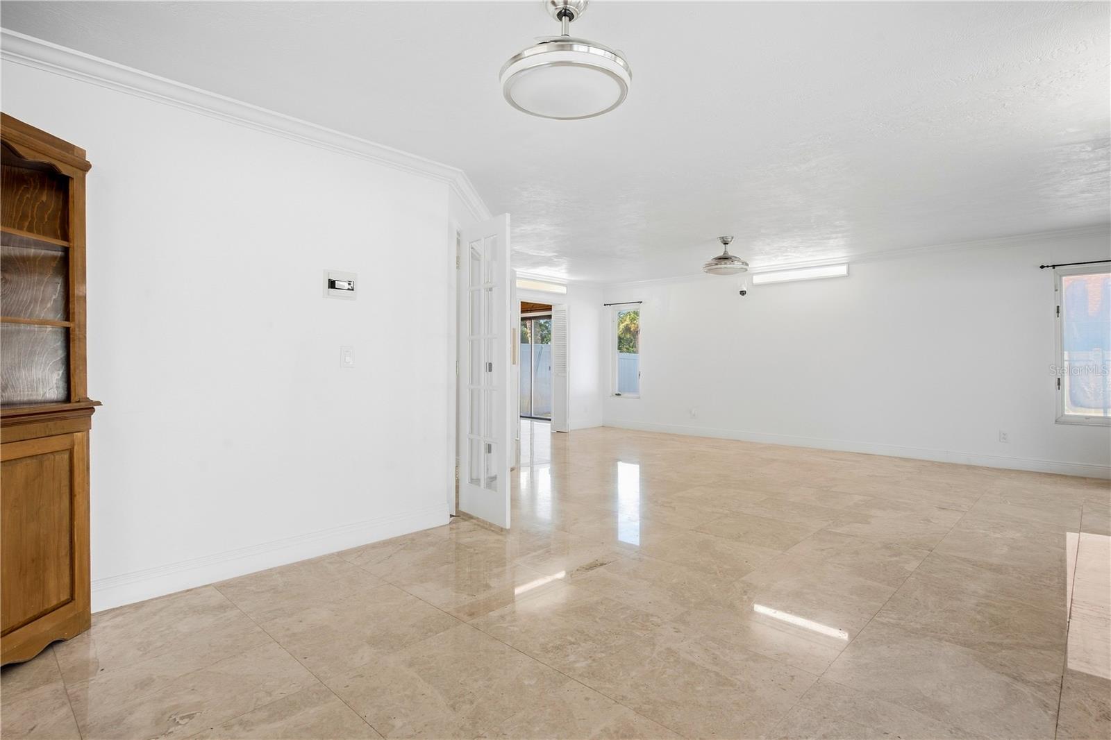 433 Pelican Bay Dr Property Photo 24