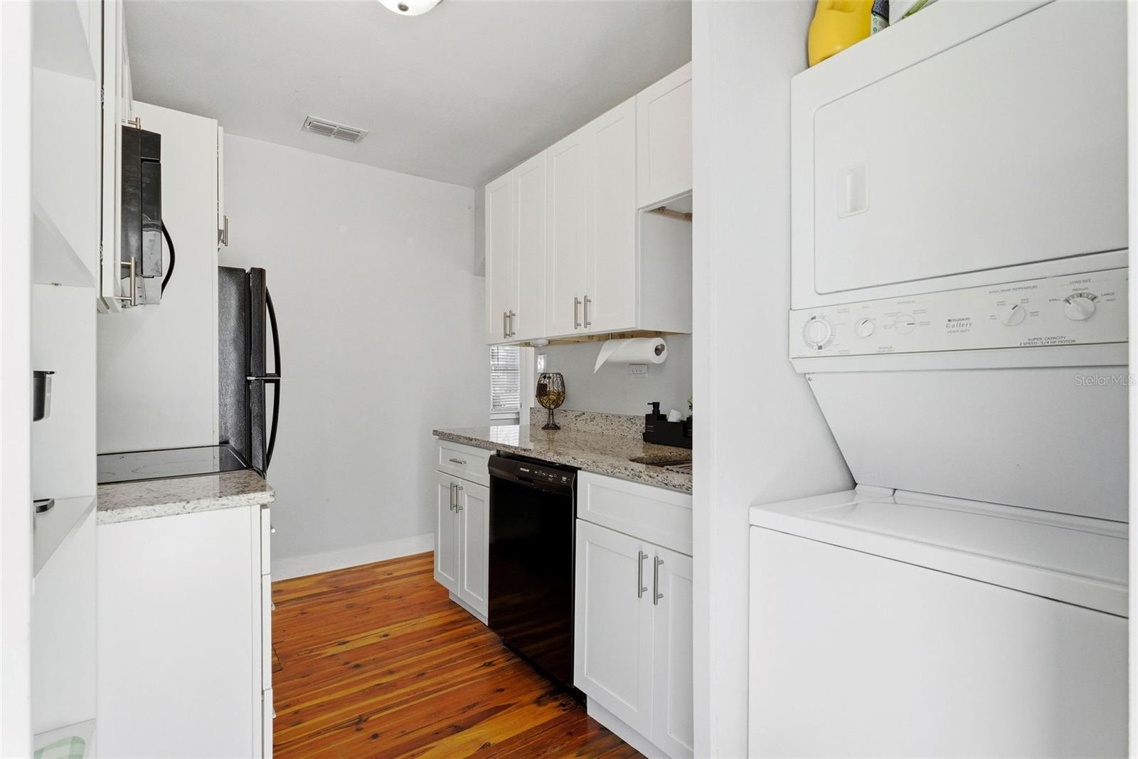 113 Avenue C Se Property Photo 16