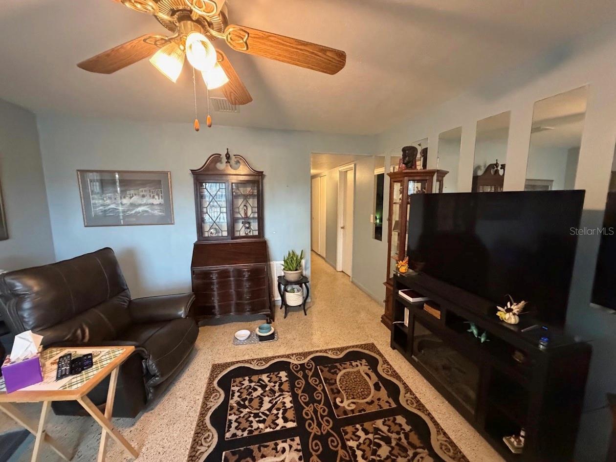 1455 Quince Ave Property Photo 10