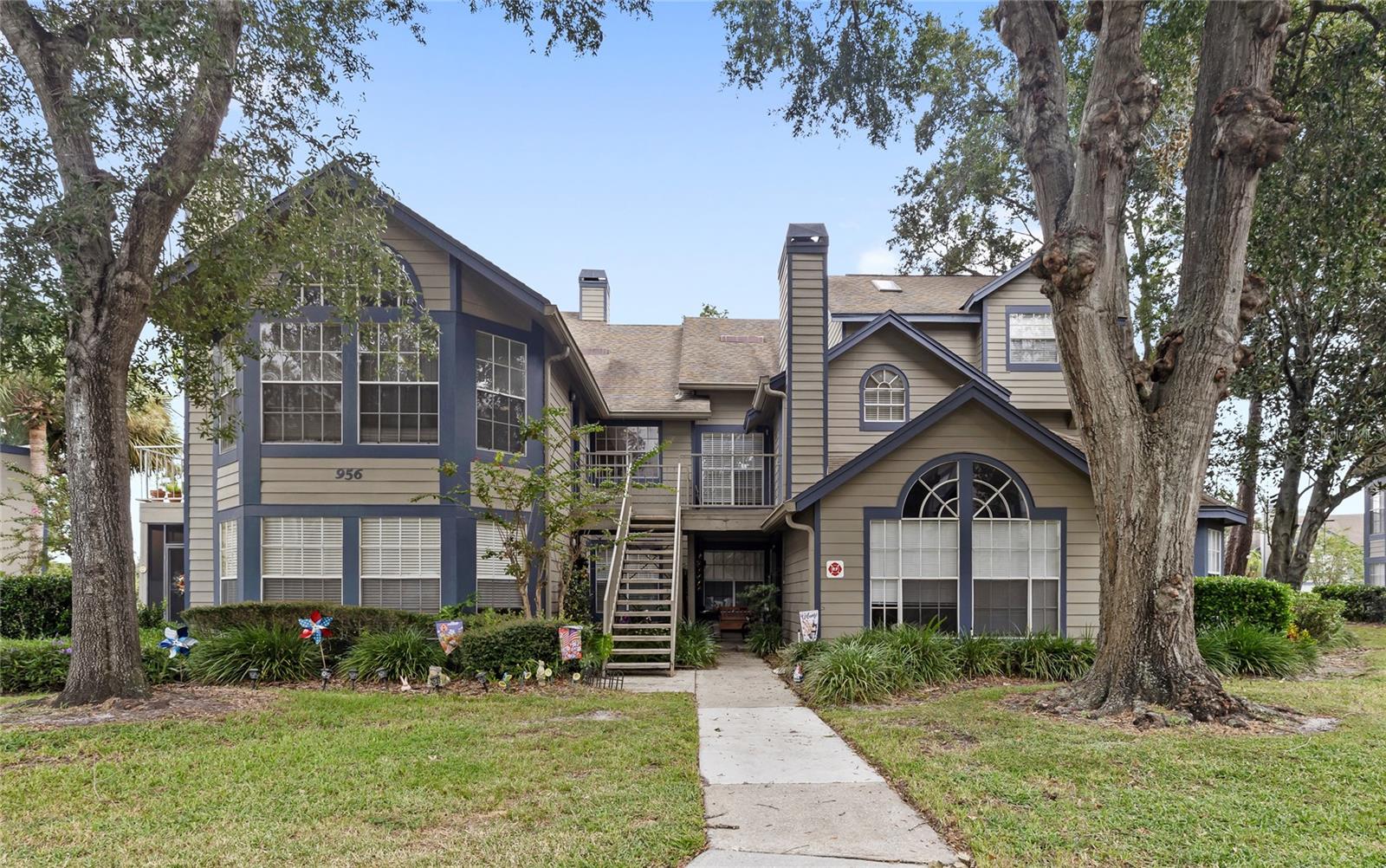 956 Forest Ridge Ct #206 Property Photo 1