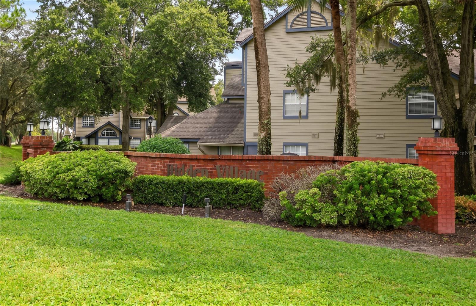 956 Forest Ridge Ct #206 Property Photo 16