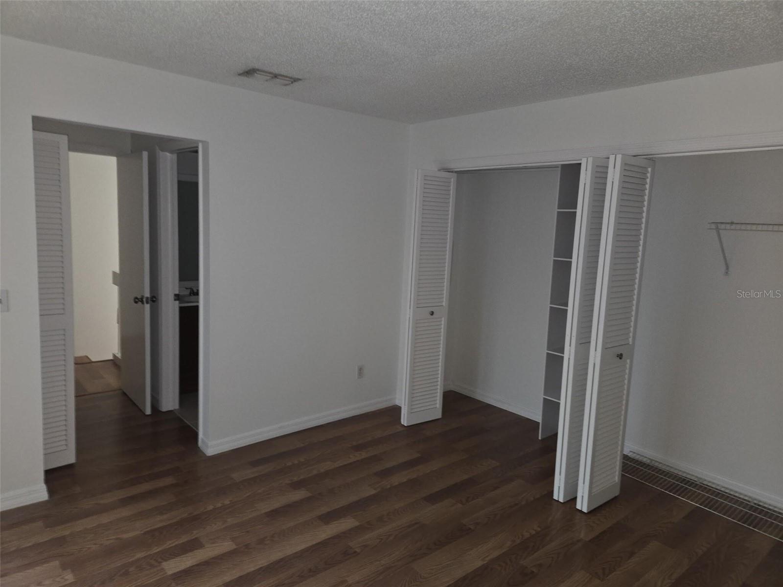 15301 W Pond Woods Dr #303 Property Photo 12